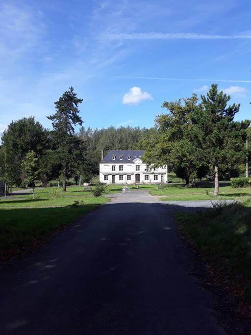 L'Atelier A L'Oree Des Bois Saint-Pierre-en-Auge ภายนอก รูปภาพ